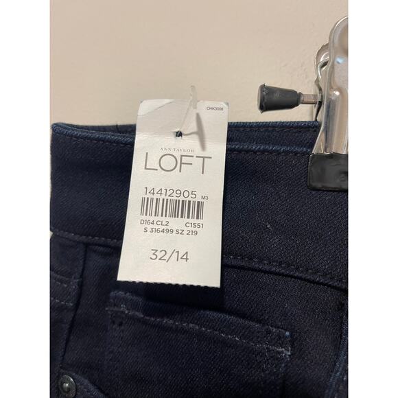 Loft NWT Womens Curvy Sexy Boot Jeans Denim Dark Wash Bootcut Mid Rise Size 32 - Picture 2 of 7